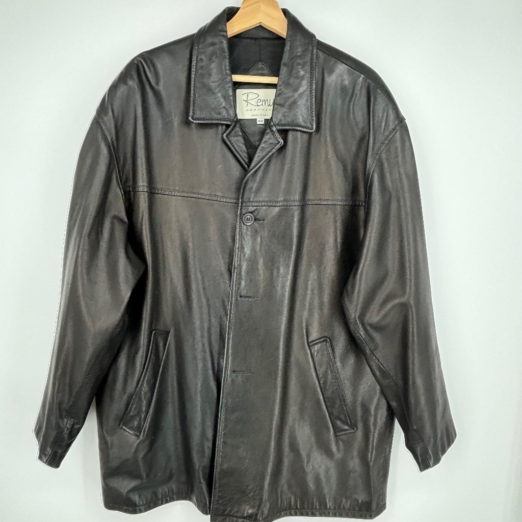 Remy Mens Size 44 Button Front Leather Coat Black Long Sleeve Lined Pockets